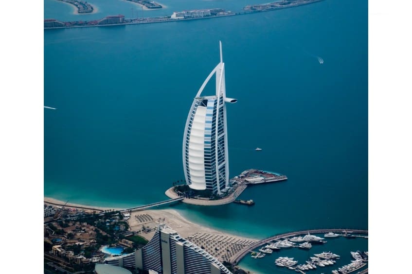DUBAI, AN INSPIRATIONAL CITY FOR FASHION